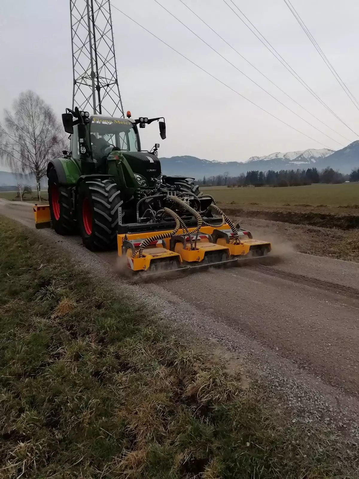 Wegsanierung, Wegpflege, Ausbesserung Schlaglöcher, instandsetzung nach Witterung und Unwetterschäden, Firma Meier Vorarlberg