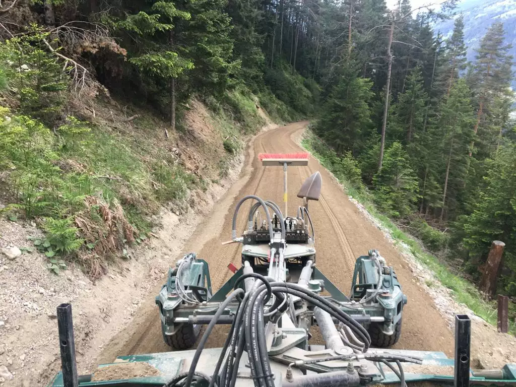 Wegsanierung, Wanderwege, Alpwege, Güterwege, Wegsanierung, Firma Meier, Vorarlberg, Tirol, Allgäu